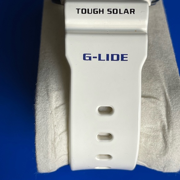 G-SHOCK G-LIDE GWX-5600C-7JF - Picture 5 of 6